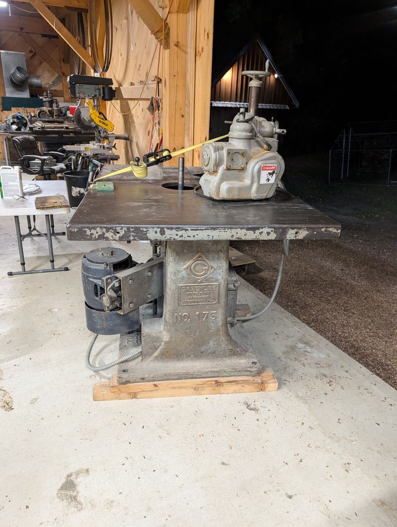 No. 175 Single-Spindle Shaper